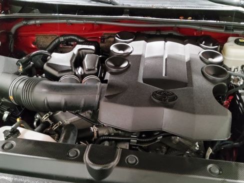 Used 2023 Toyota 4Runner TRD Off-Road image 29