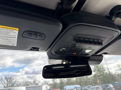 New 2025 Ford Bronco Raptor image 17