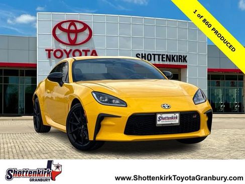 New 2026 Toyota GR86 YUZU Limited image 1