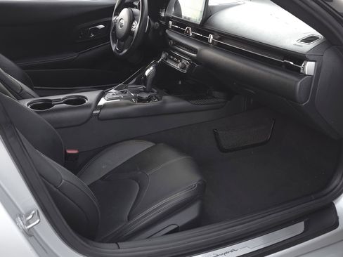 Used 2020 Toyota Supra image 33