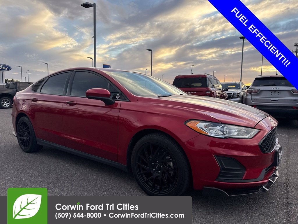 Used 2020 Ford Fusion S FWD image 1