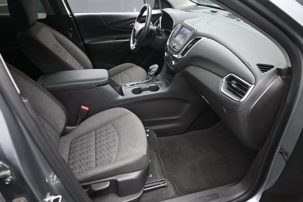 Used 2024 Chevrolet Equinox LT AWD/4WD image 9