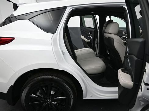 New 2025 Acura RDX SH-AWD image 11
