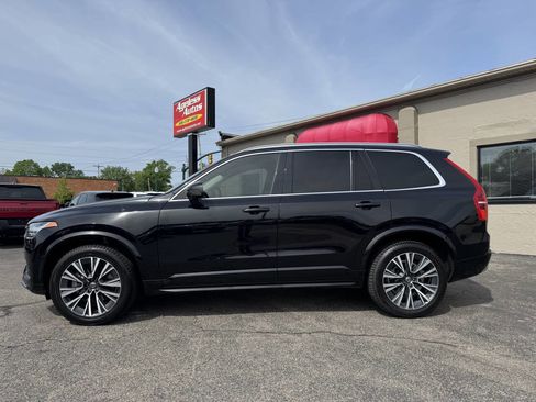 Used 2022 Volvo XC90 T6 Momentum w/ Advanced Package AWD/4WD image 6