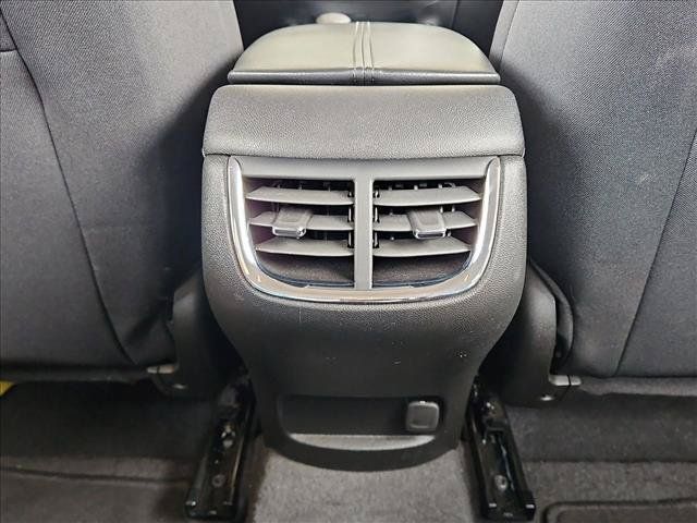 Certified 2025 Chevrolet Malibu LT FWD image 16