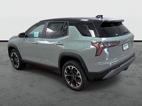 New 2026 Chevrolet Equinox LT w/ Convenience Package II image 2