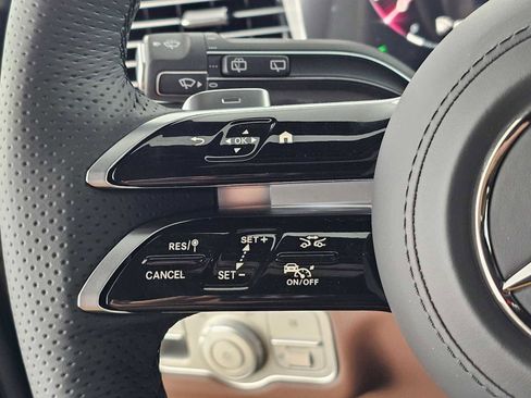 New 2026 Mercedes-Benz GLS 580 4MATIC image 31