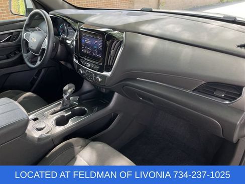 Certified 2023 Chevrolet Traverse LT FWD image 27