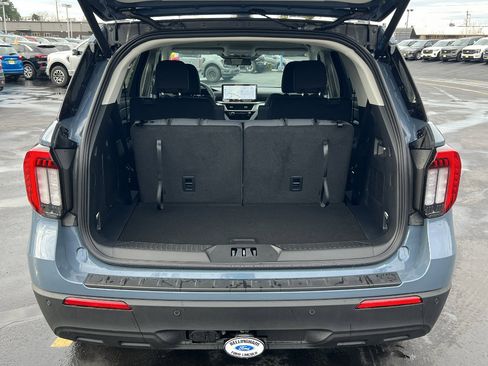 New 2026 Ford Explorer Active AWD/4WD image 7