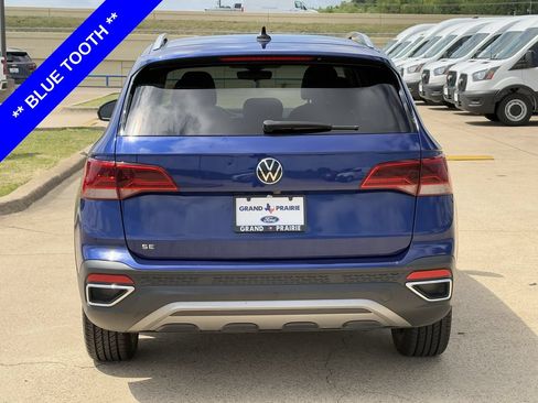 Used 2023 Volkswagen Taos SE FWD image 7