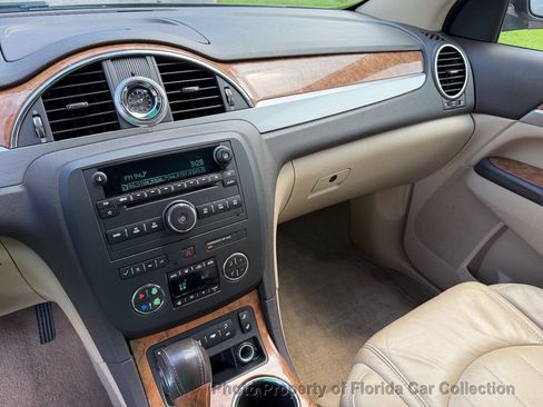 Used 2012 Buick Enclave Leather FWD image 8