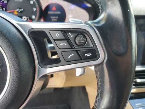 Used 2019 Porsche Cayenne AWD/4WD image 29