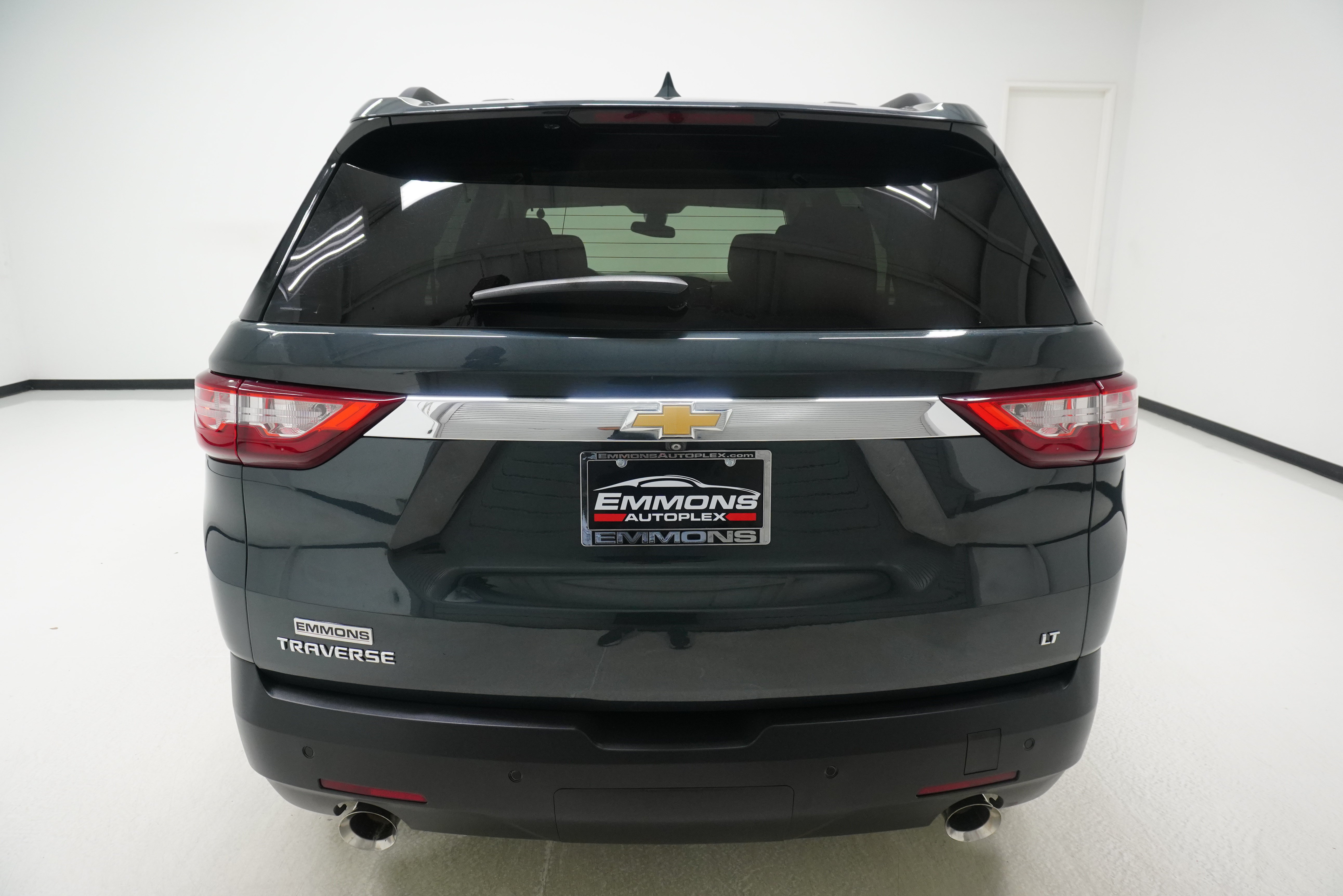 Used 2020 Chevrolet Traverse LT FWD image 4