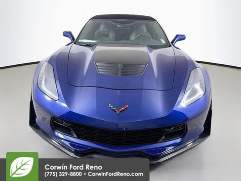 Used 2017 Chevrolet Corvette Z06 RWD image 2