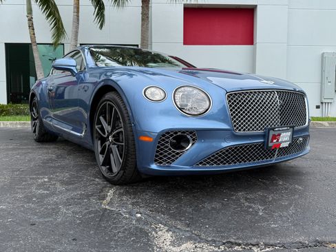 Used 2020 Bentley Continental GT V8 AWD/4WD image 3