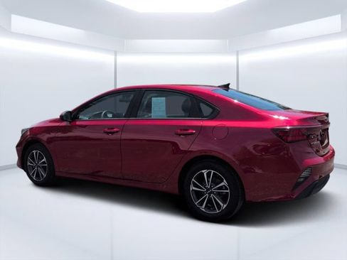 Used 2024 Kia Forte LXS FWD image 5