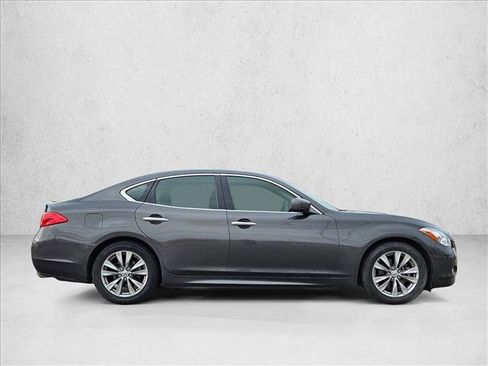 Used 2013 INFINITI M37 w/ Premium Pkg RWD image 4