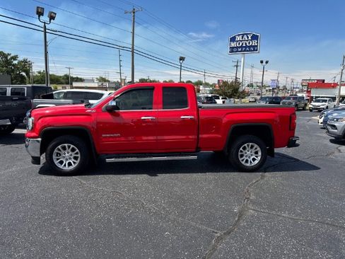 Used 2019 GMC Sierra 1500 SLE w/ SLE Value Package AWD/4WD image 2
