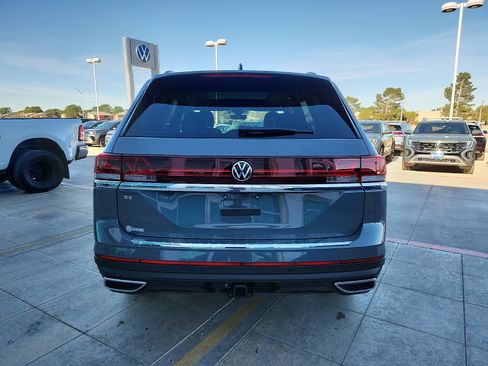 New 2026 Volkswagen Atlas SE FWD image 6