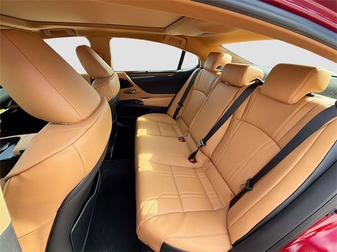 New 2025 Lexus ES 350 Ultra Luxury image 21