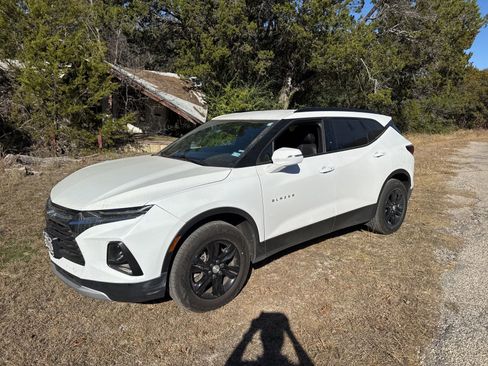 Used 2021 Chevrolet Blazer LT image 1