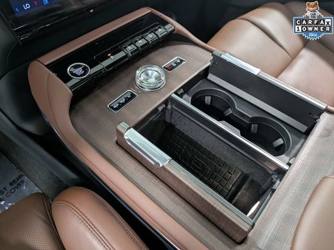 Used 2026 Lincoln Navigator Reserve AWD/4WD image 17