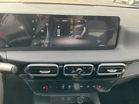 New 2026 Nissan Sentra SV w/ SV Convenience Package image 16