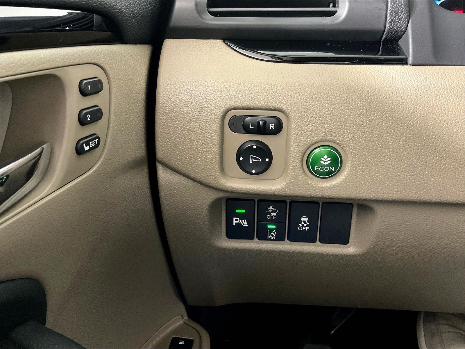 Used 2020 Honda Pilot Touring image 15