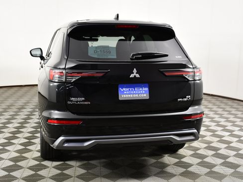 New 2026 Mitsubishi Outlander SE AWD/4WD image 7