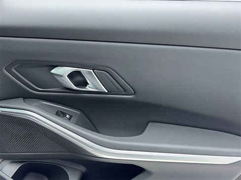 Used 2025 BMW 330i Sedan image 55