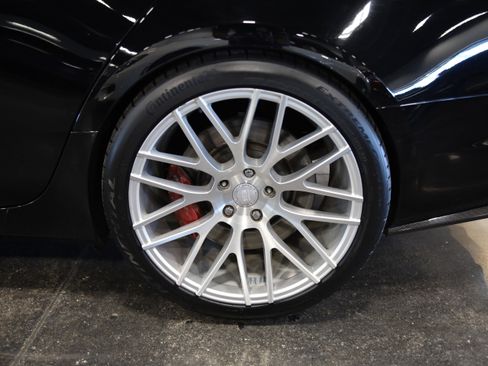 Used 2016 Cadillac CTS V w/ Carbon Fiber Package RWD image 12