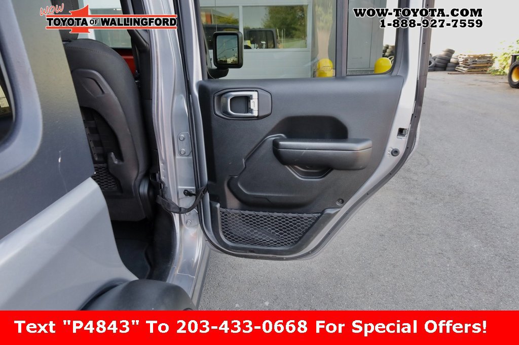 Used 2021 Jeep Wrangler Unlimited Rubicon AWD/4WD image 18
