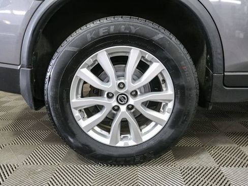 Used 2020 Nissan Rogue SV AWD/4WD image 16