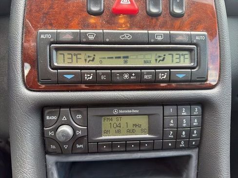 Used 1999 Mercedes-Benz CLK 320 Coupe image 17