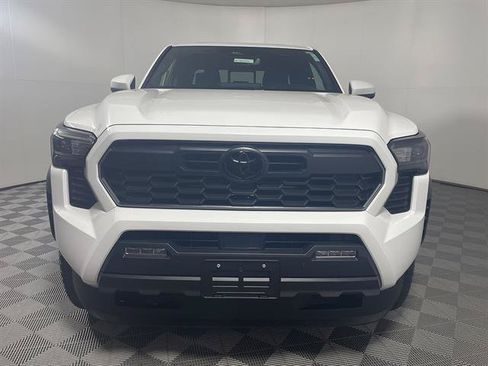 New 2026 Toyota Tacoma TRD Off-Road w/ TRD Off Road Upgrade Package AWD/4WD image 2