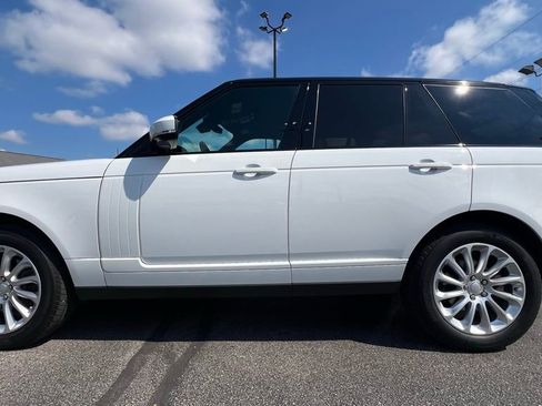 Used 2018 Land Rover Range Rover HSE image 3