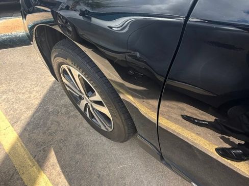 Used 2019 Subaru Outback 2.5i Limited AWD/4WD image 7