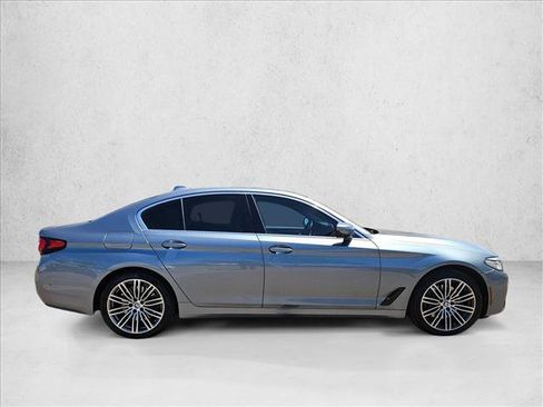 Used 2021 BMW 540i w/ Premium Package RWD image 4