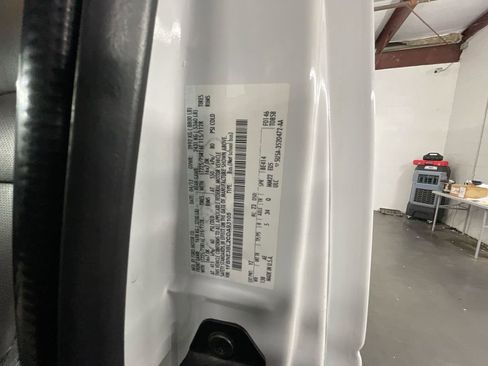 Used 2012 Ford E-350 and Econoline 350 XL w/ PWR Windows & Locks Group image 30