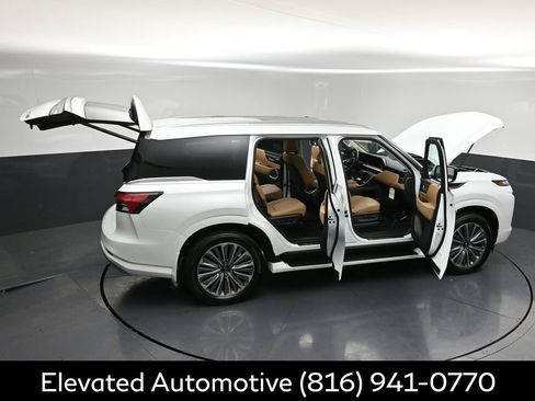 Certified 2026 INFINITI QX80 Luxe AWD/4WD image 39