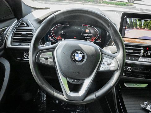 Used 2023 BMW X4 xDrive30i w/ Parking Assistance Package AWD/4WD image 18