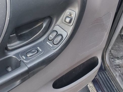 Used 2002 Ford Ranger FX4 image 25