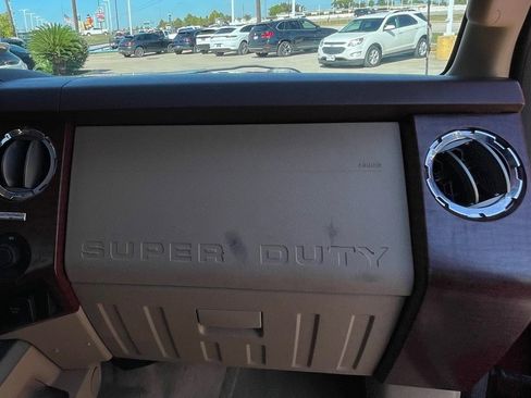 Used 2014 Ford F350 King Ranch image 29