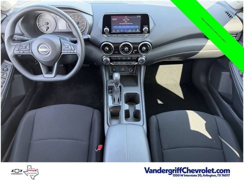Used 2025 Nissan Sentra S FWD image 10