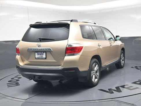 Used 2013 Toyota Highlander Limited image 9