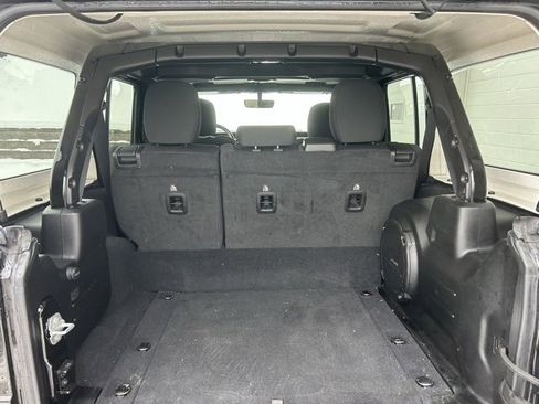 Certified 2022 Jeep Wrangler Unlimited Rubicon 4xe w/ Cold Weather Group image 11