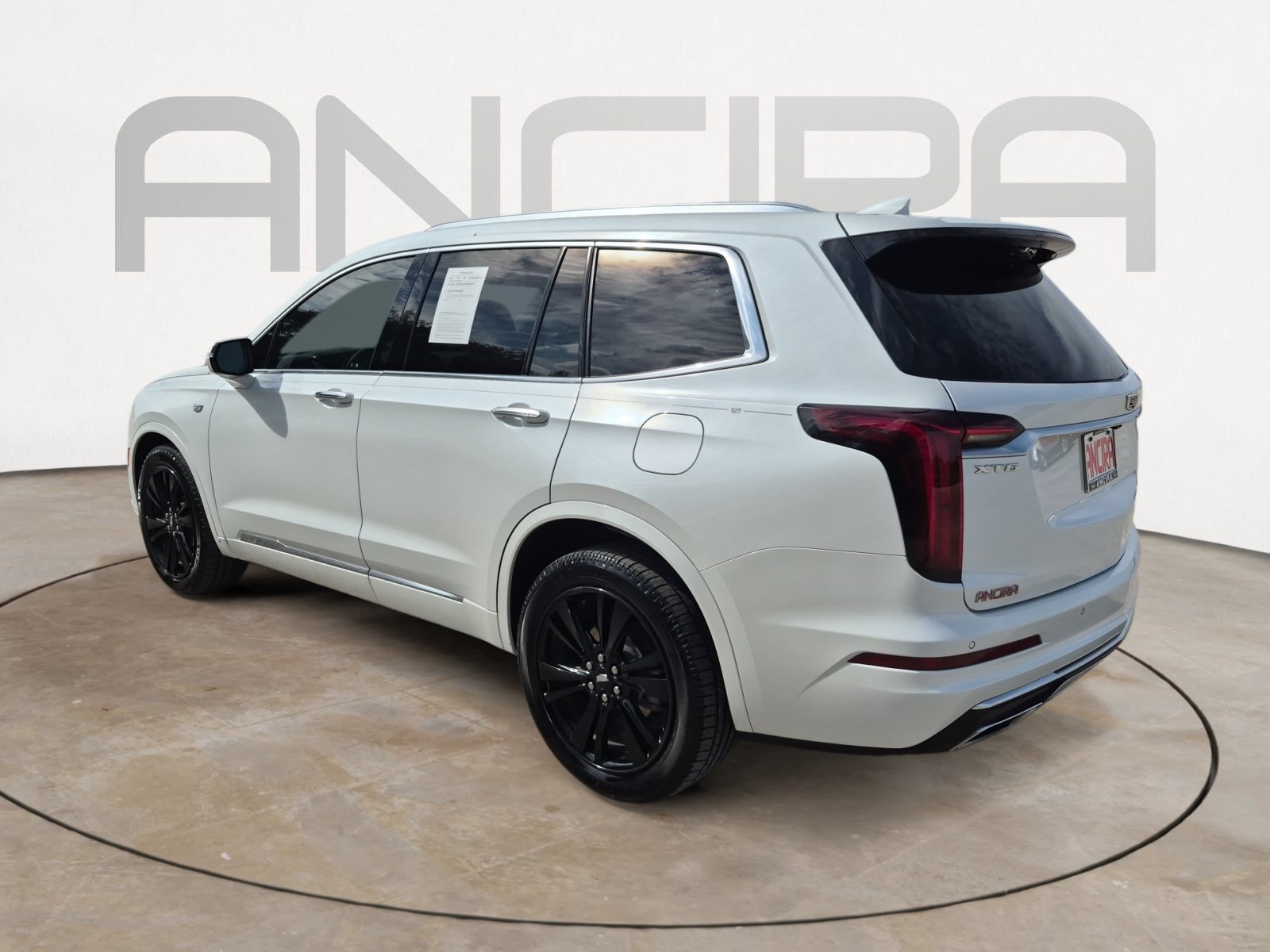 Used 2021 Cadillac XT6 Premium Luxury w/ LPO, Floor Liner Package FWD image 8