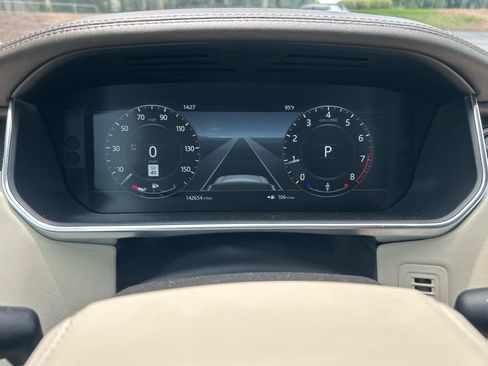 Used 2018 Land Rover Range Rover HSE AWD/4WD image 31