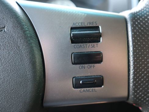 Used 2012 Nissan Frontier PRO-4X AWD/4WD image 30