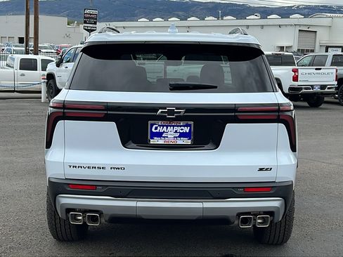 New 2026 Chevrolet Traverse Z71 w/ Driver Confidence Package AWD/4WD image 6
